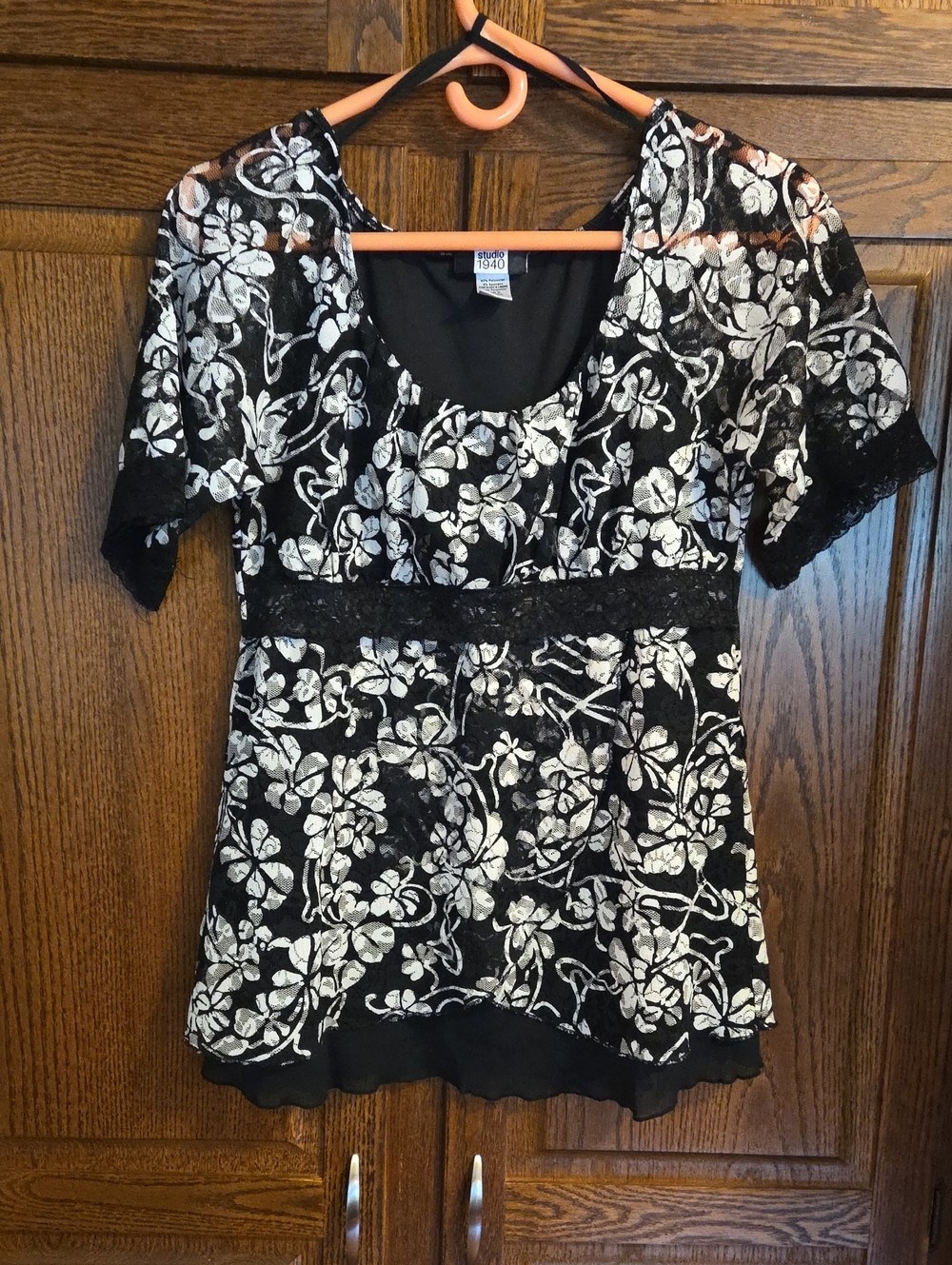 Black Floral Lace Overlay Women's Shrt Sleeve Top.